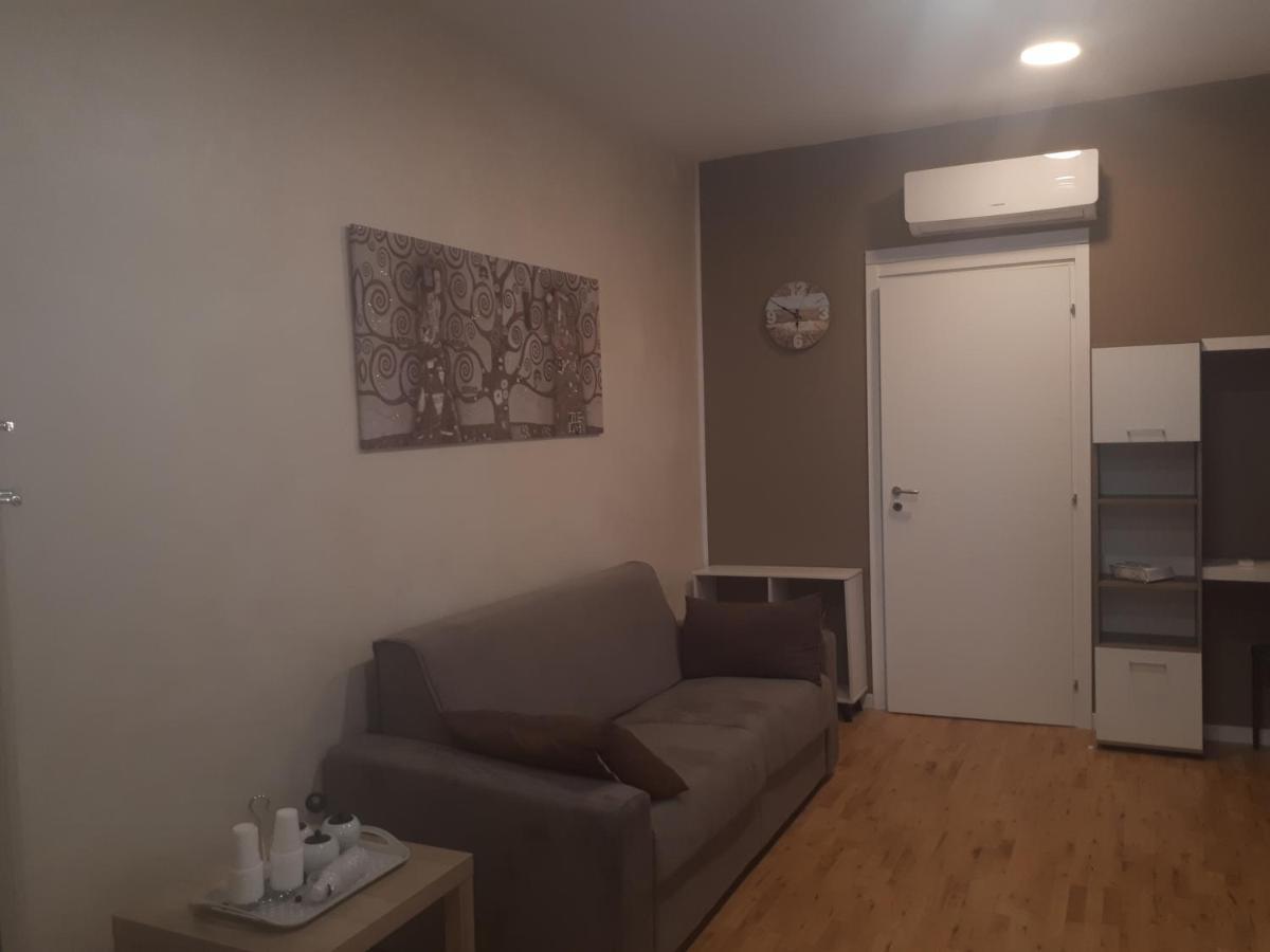 Apartament Central House Caserta Zewnętrze zdjęcie