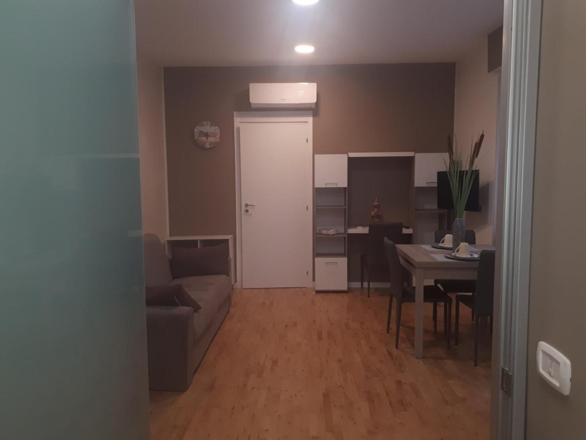 Apartament Central House Caserta Zewnętrze zdjęcie