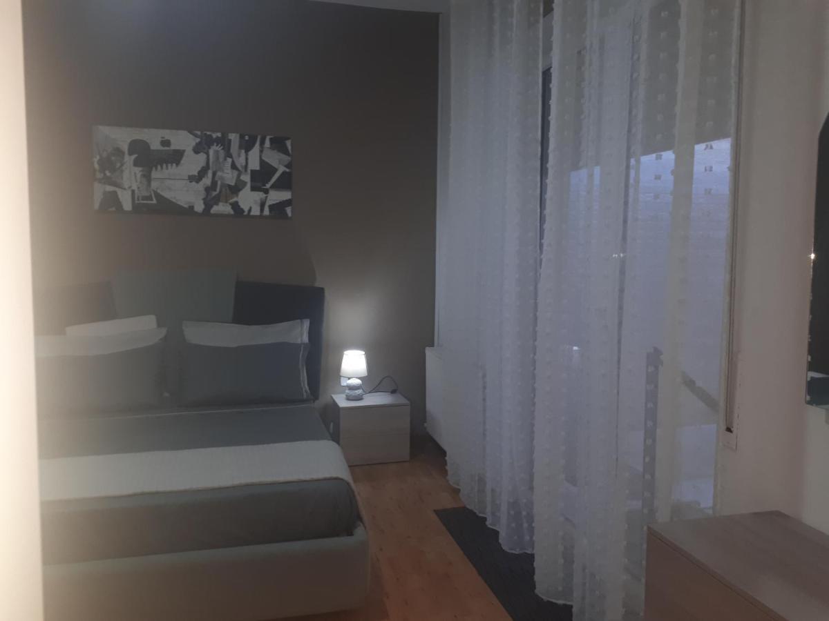 Apartament Central House Caserta Zewnętrze zdjęcie